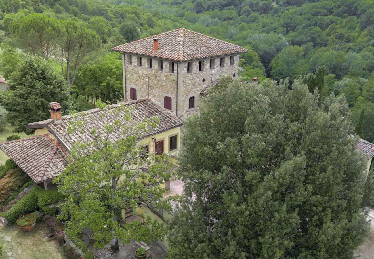 Villa a Vicchio - Torre Belcanto Mugello - Affitti Brevi Italia Villa a Vicchio - Torre Belcanto Mugello - Affitti Brevi Italia