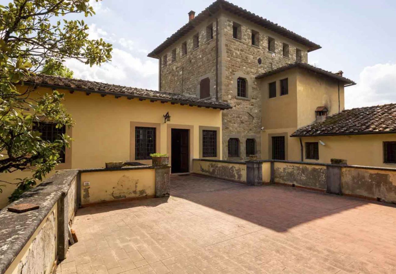 Villa a Vicchio - Torre Belcanto Mugello - Affitti Brevi Italia Villa a Vicchio - Torre Belcanto Mugello - Affitti Brevi Italia