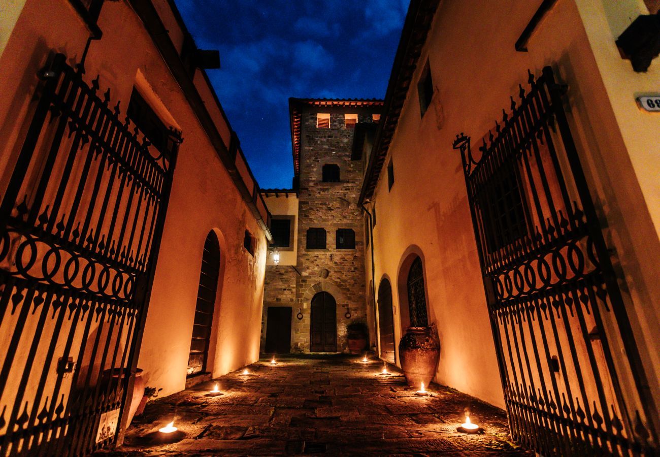 Villa a Vicchio - Torre Belcanto Mugello - Affitti Brevi Italia Villa a Vicchio - Torre Belcanto Mugello - Affitti Brevi Italia