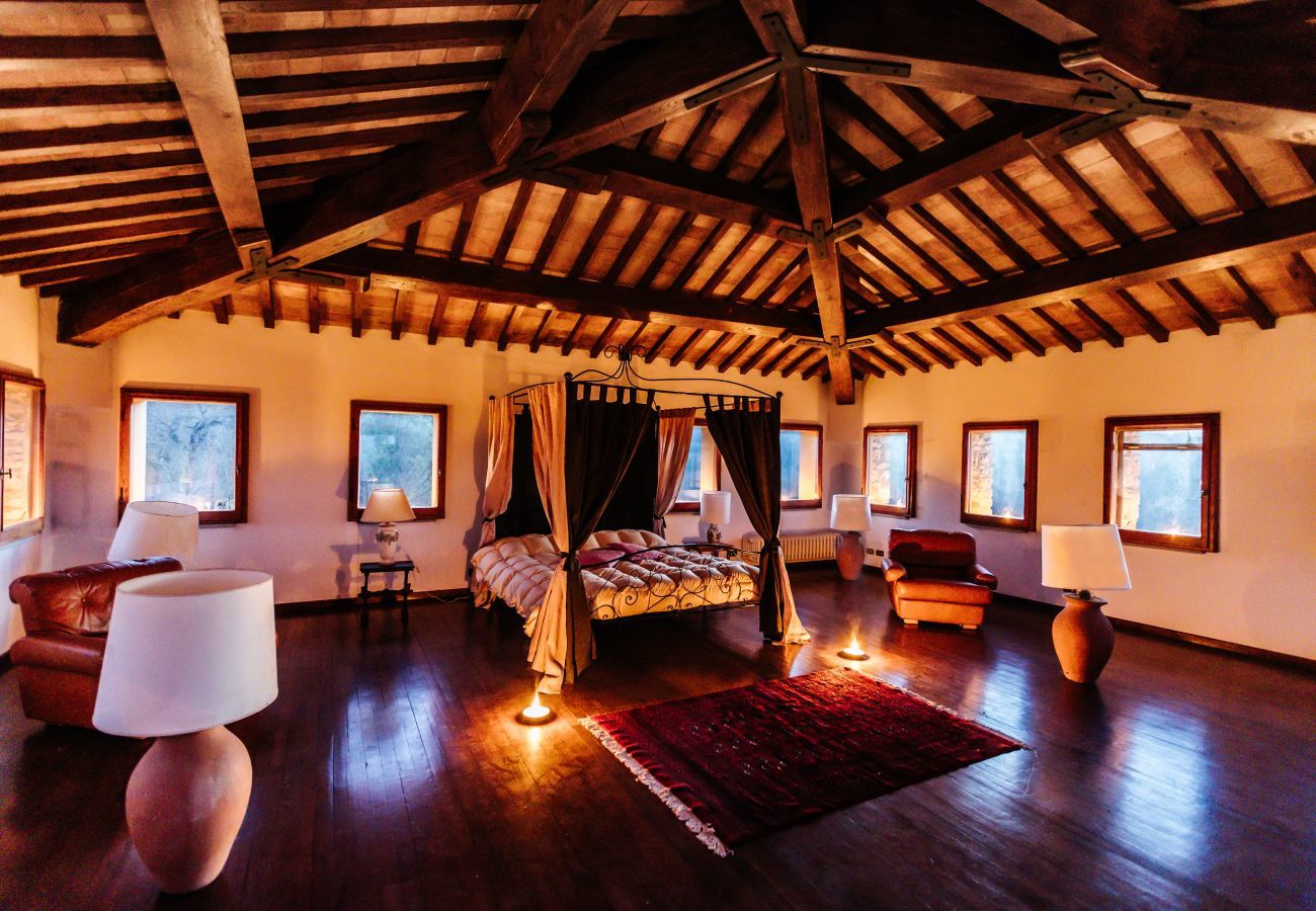 Villa a Vicchio - Torre Belcanto Mugello - Affitti Brevi Italia Villa a Vicchio - Torre Belcanto Mugello - Affitti Brevi Italia