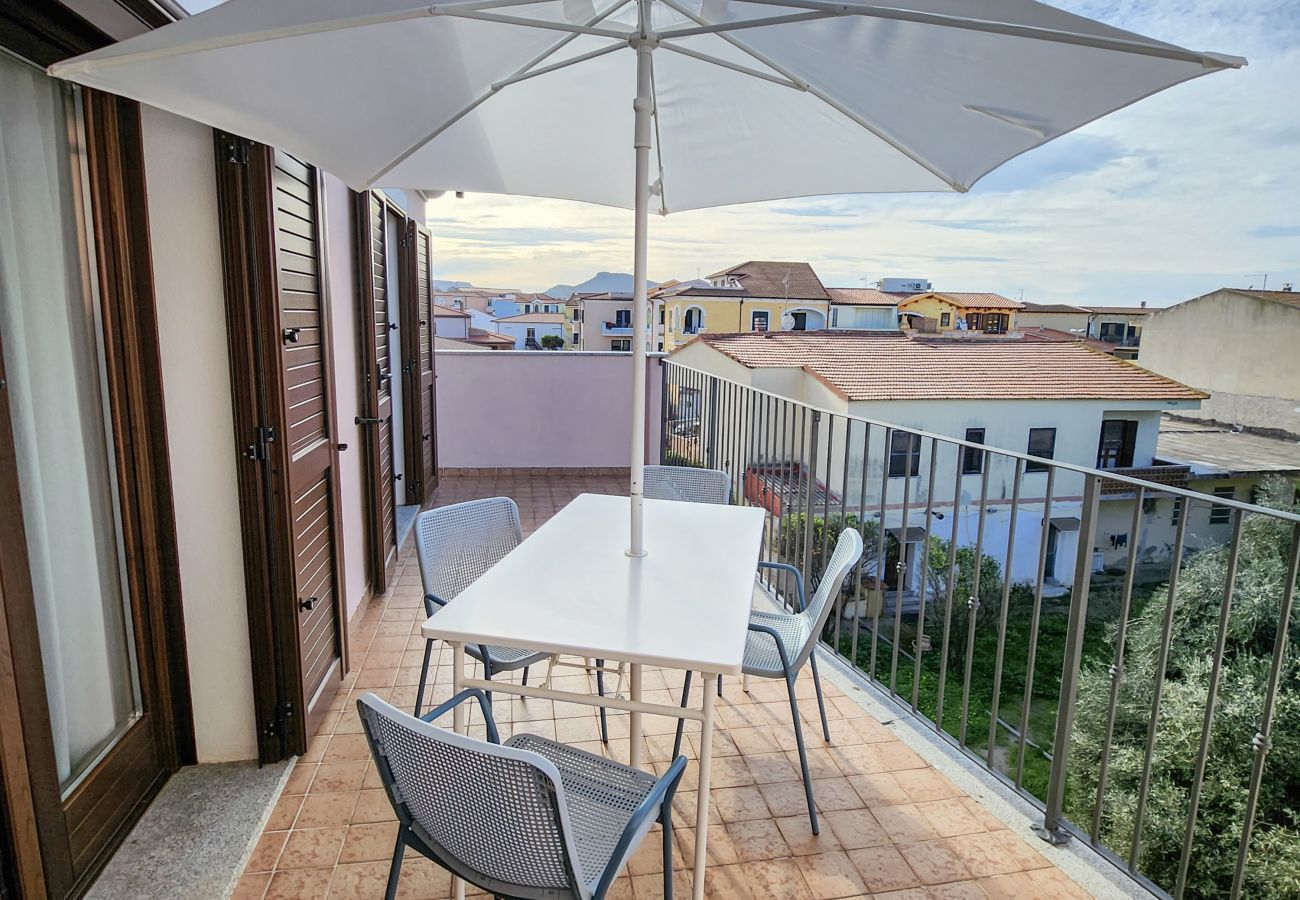 Appartamento a Valledoria - L'ATTICO BLU - Affitti Brevi Italia Appartamento a Valledoria - L'ATTICO BLU - Affitti Brevi Italia