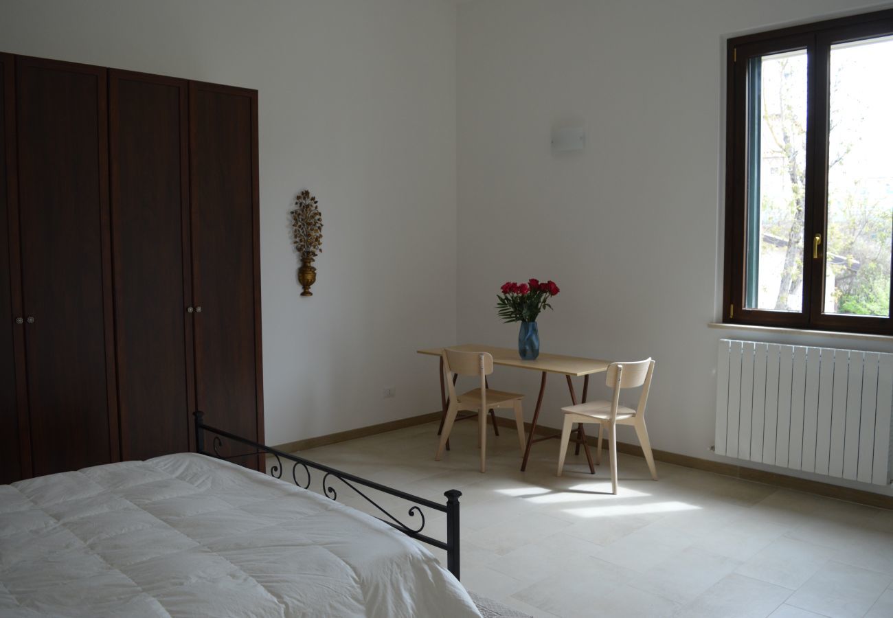 Appartamento a L´Aquila - Casa Titti - Affitti Brevi Italia Appartamento a L´Aquila - Casa Titti - Affitti Brevi Italia