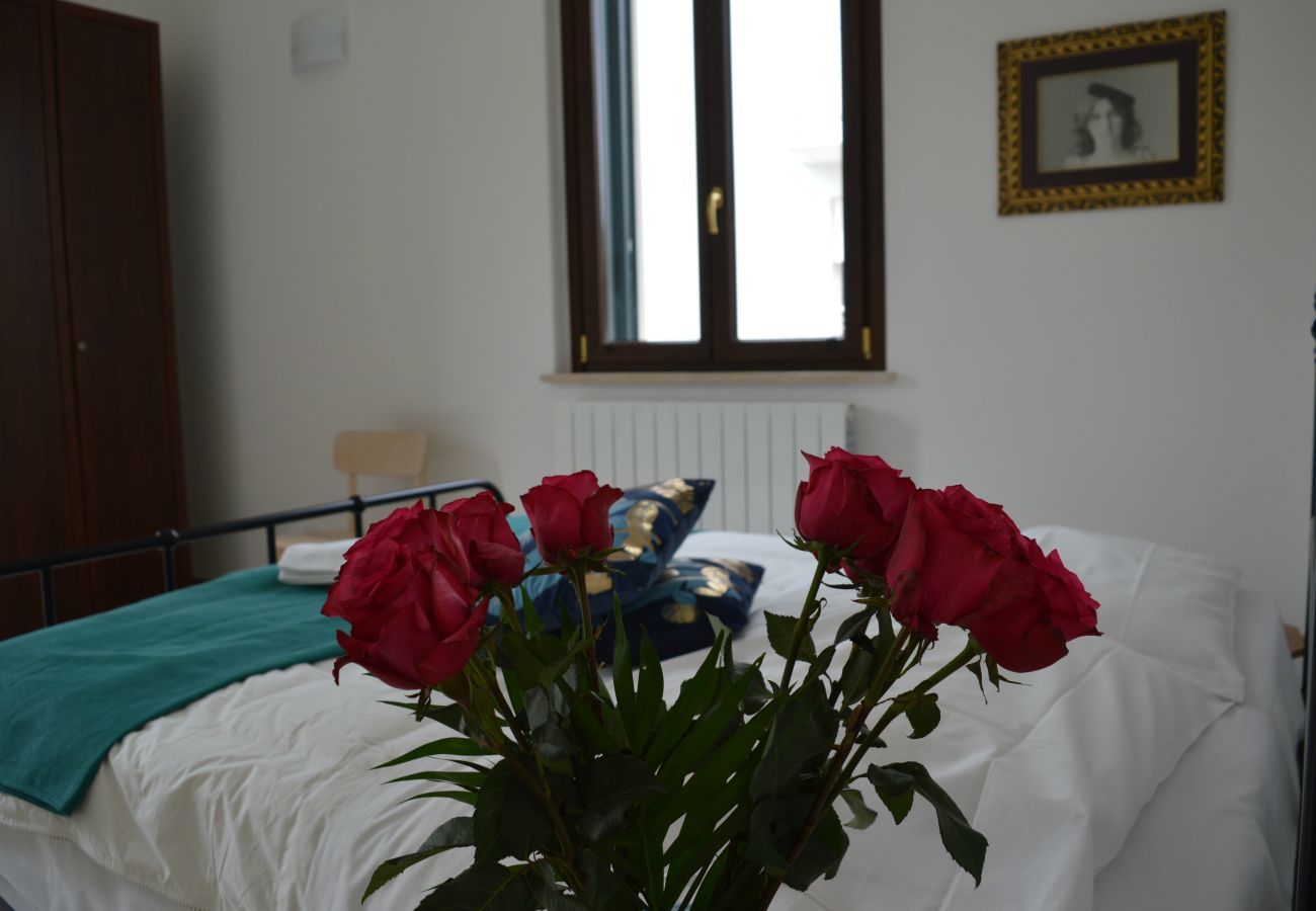 Appartamento a L´Aquila - Casa Titti - Affitti Brevi Italia Appartamento a L´Aquila - Casa Titti - Affitti Brevi Italia