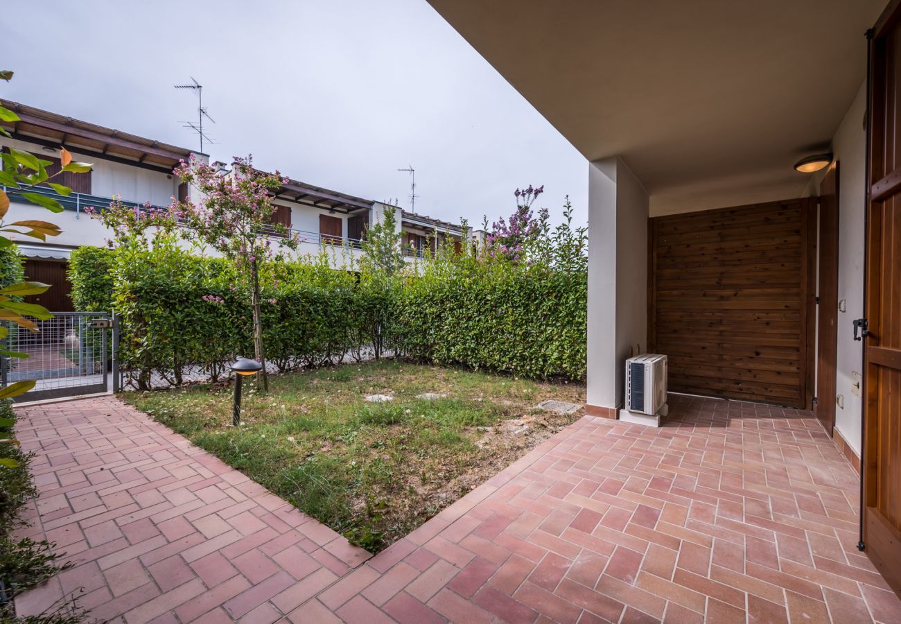 Appartamento a Casal Borsetti - Via Del Paradello n.46 - Affitti Brevi Italia Appartamento a Casal Borsetti - Via Del Paradello n.46 - Affitti Brevi Italia