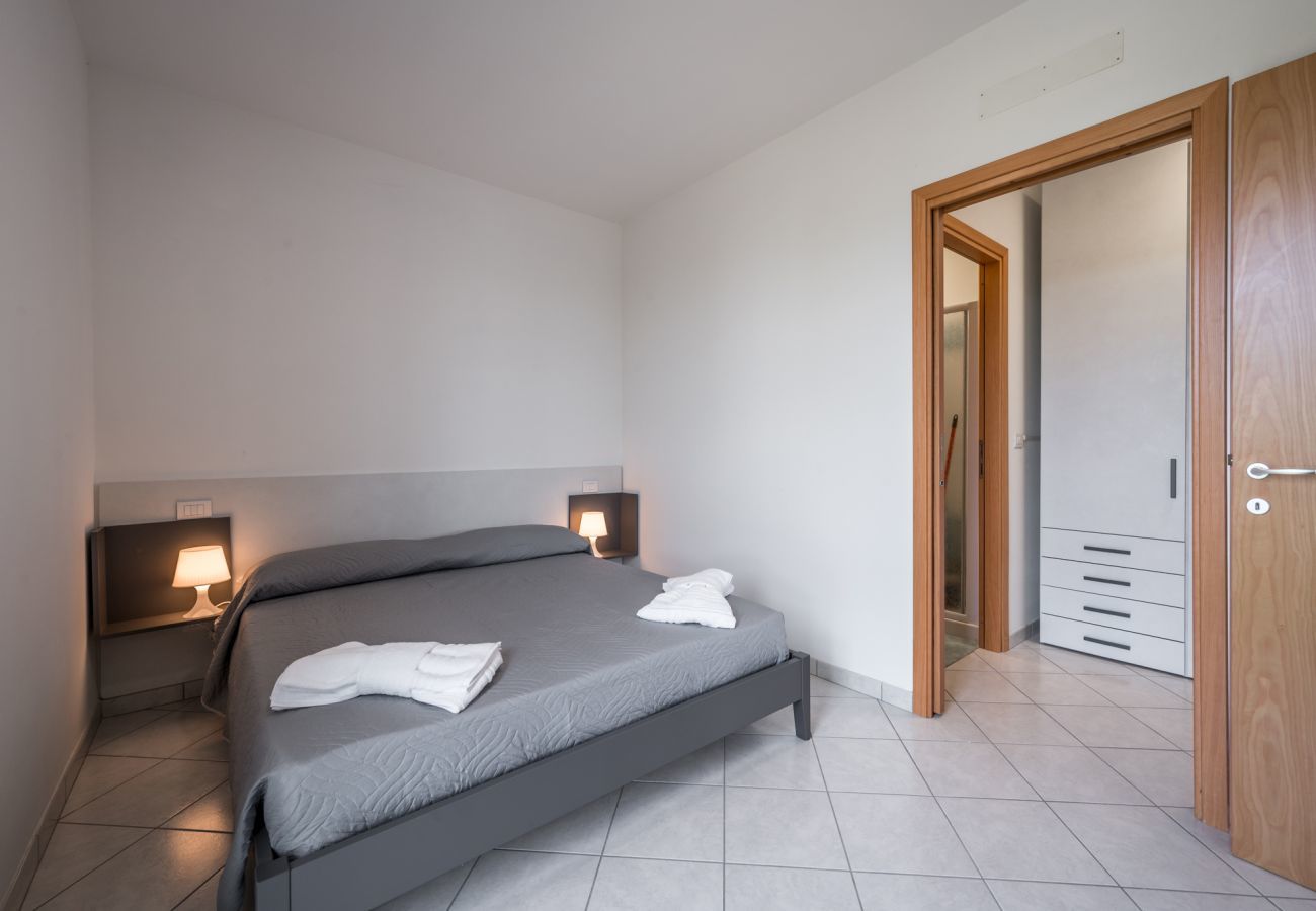 Appartamento a Casal Borsetti - Via Del Paradello n.54 - Affitti Brevi Italia Appartamento a Casal Borsetti - Via Del Paradello n.54 - Affitti Brevi Italia