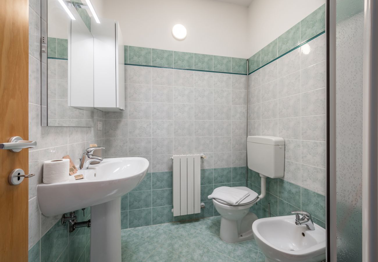 Appartamento a Casal Borsetti - Via Del Paradello n.54 - Affitti Brevi Italia Appartamento a Casal Borsetti - Via Del Paradello n.54 - Affitti Brevi Italia