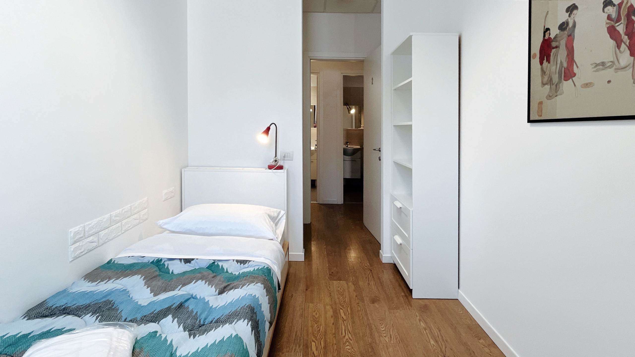 Confortevole camera con letto singolo Graziosa camera con letto singolo