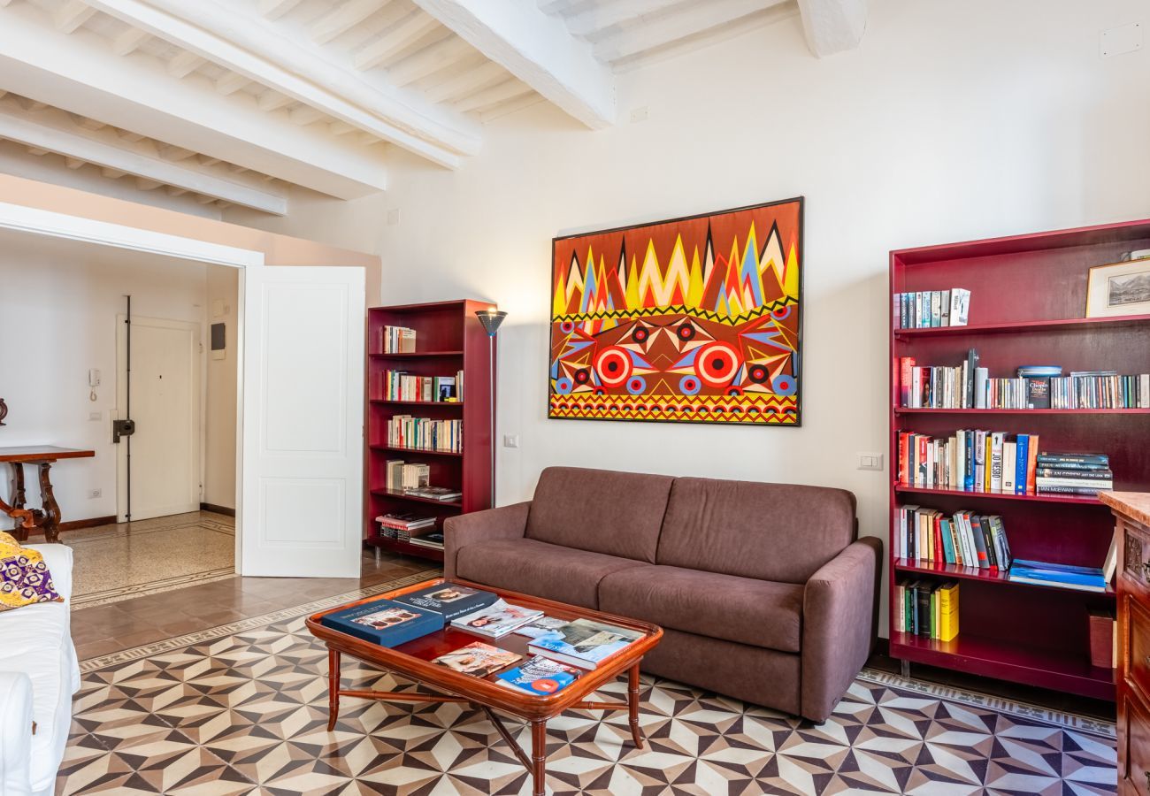 Appartamento a Lucca - Eloisa Apartment - Affitti Brevi Italia Appartamento a Lucca - Eloisa Apartment - Affitti Brevi Italia