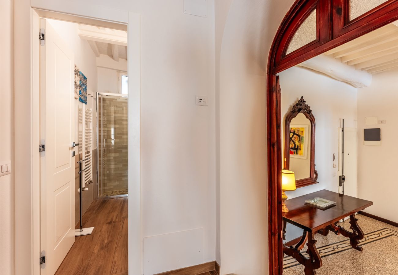 Appartamento a Lucca - Eloisa Apartment - Affitti Brevi Italia Appartamento a Lucca - Eloisa Apartment - Affitti Brevi Italia