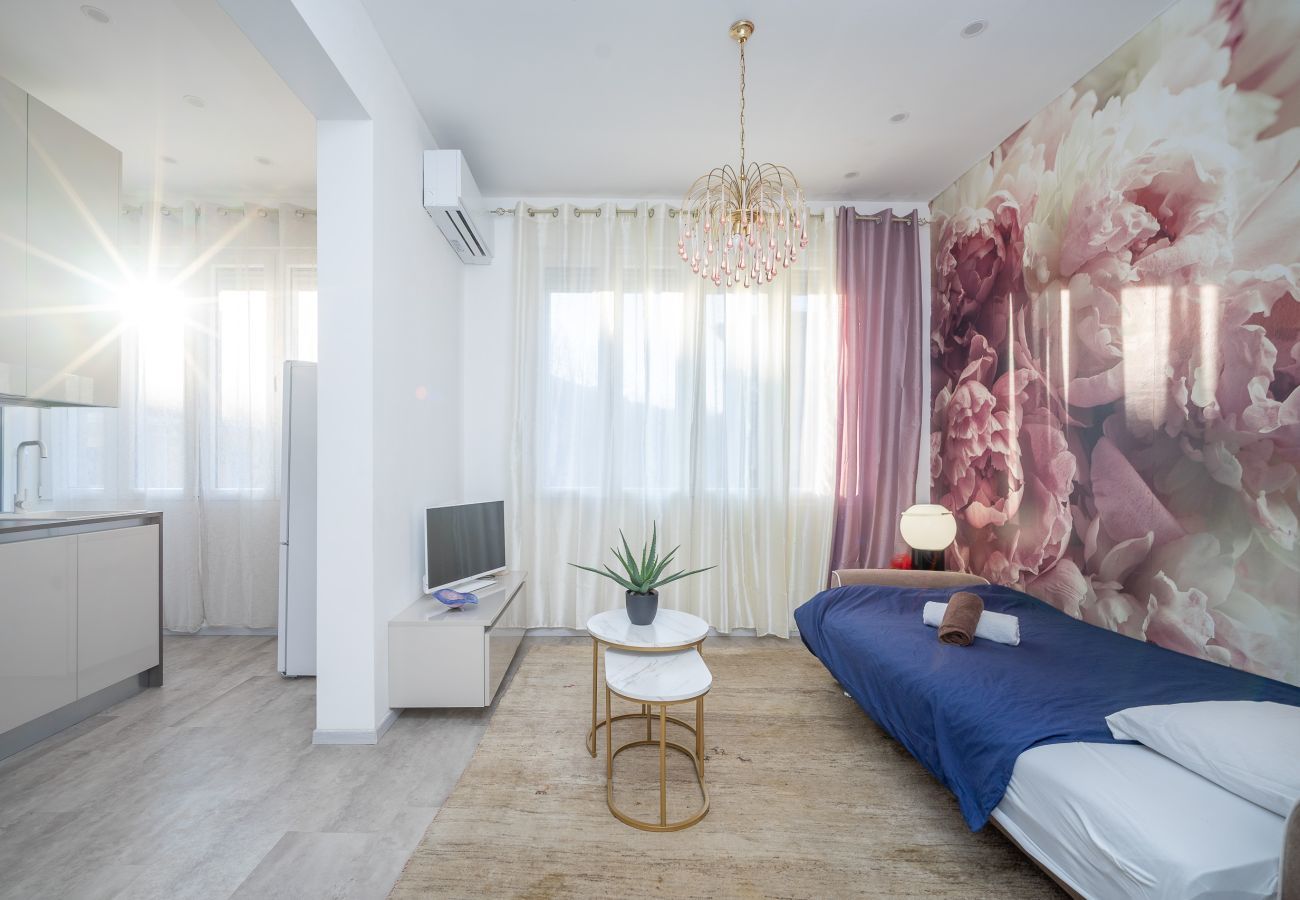 Appartamento a Trieste - Flower Apartment - Affitti Brevi Italia