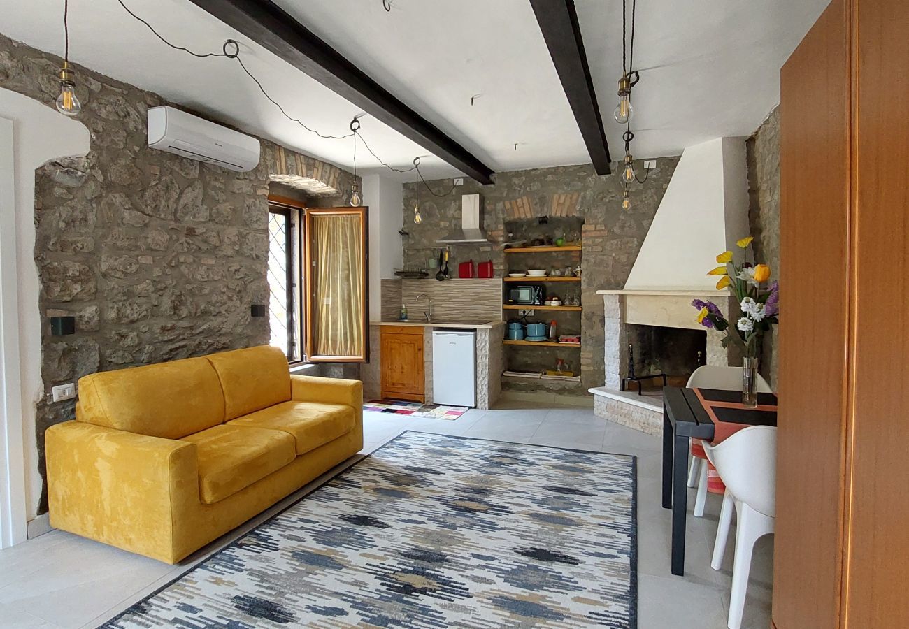 Appartamento a Montefiascone - Rifugio delle Brunorie Etrusche - Affitti Brevi It