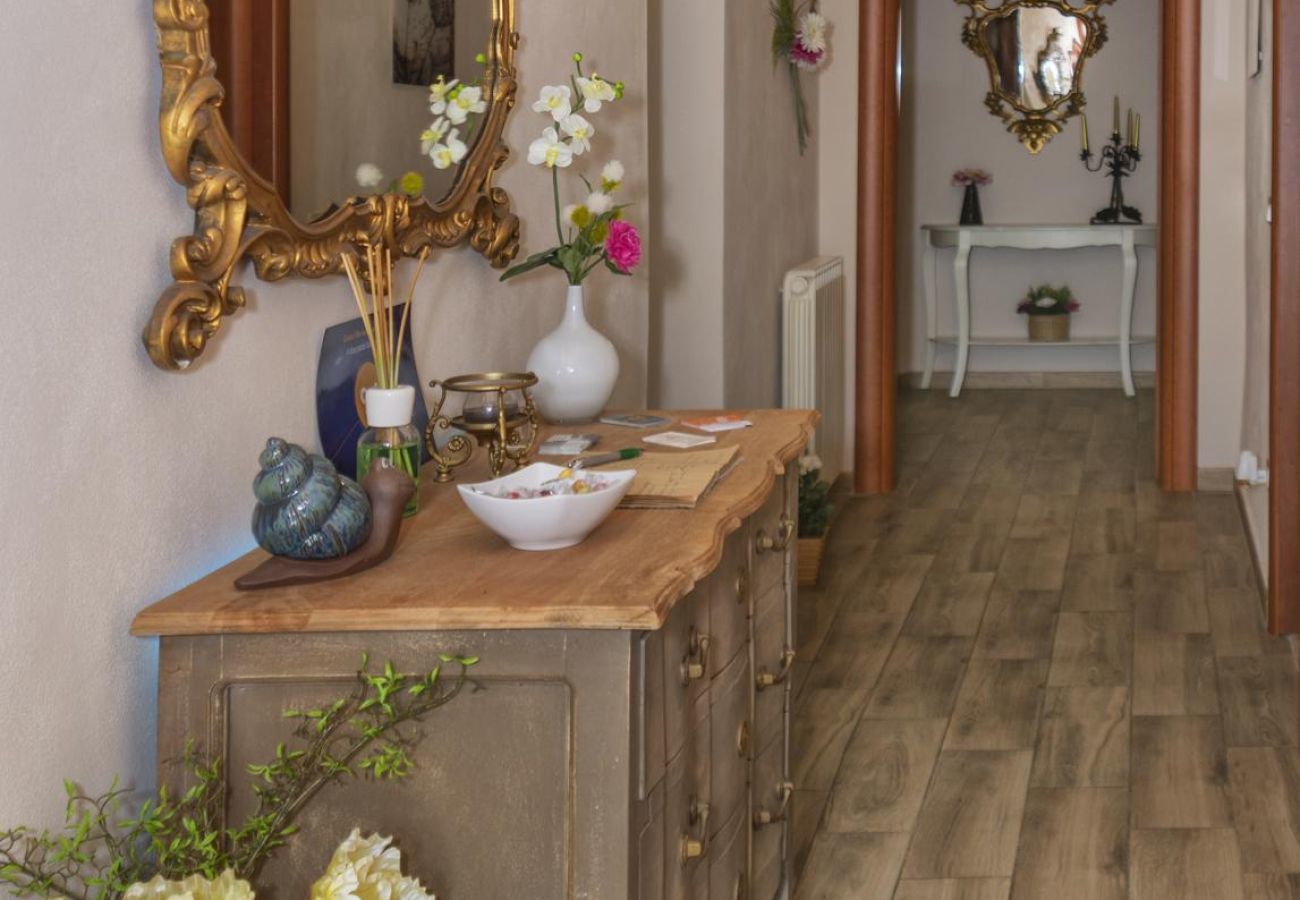 Affitto per camere a Pisa - Villa Sofia Suite Purple - Affitti Brevi Italia Affitto per camere a Pisa - Villa Sofia Suite Purple - Affitti Brevi Italia