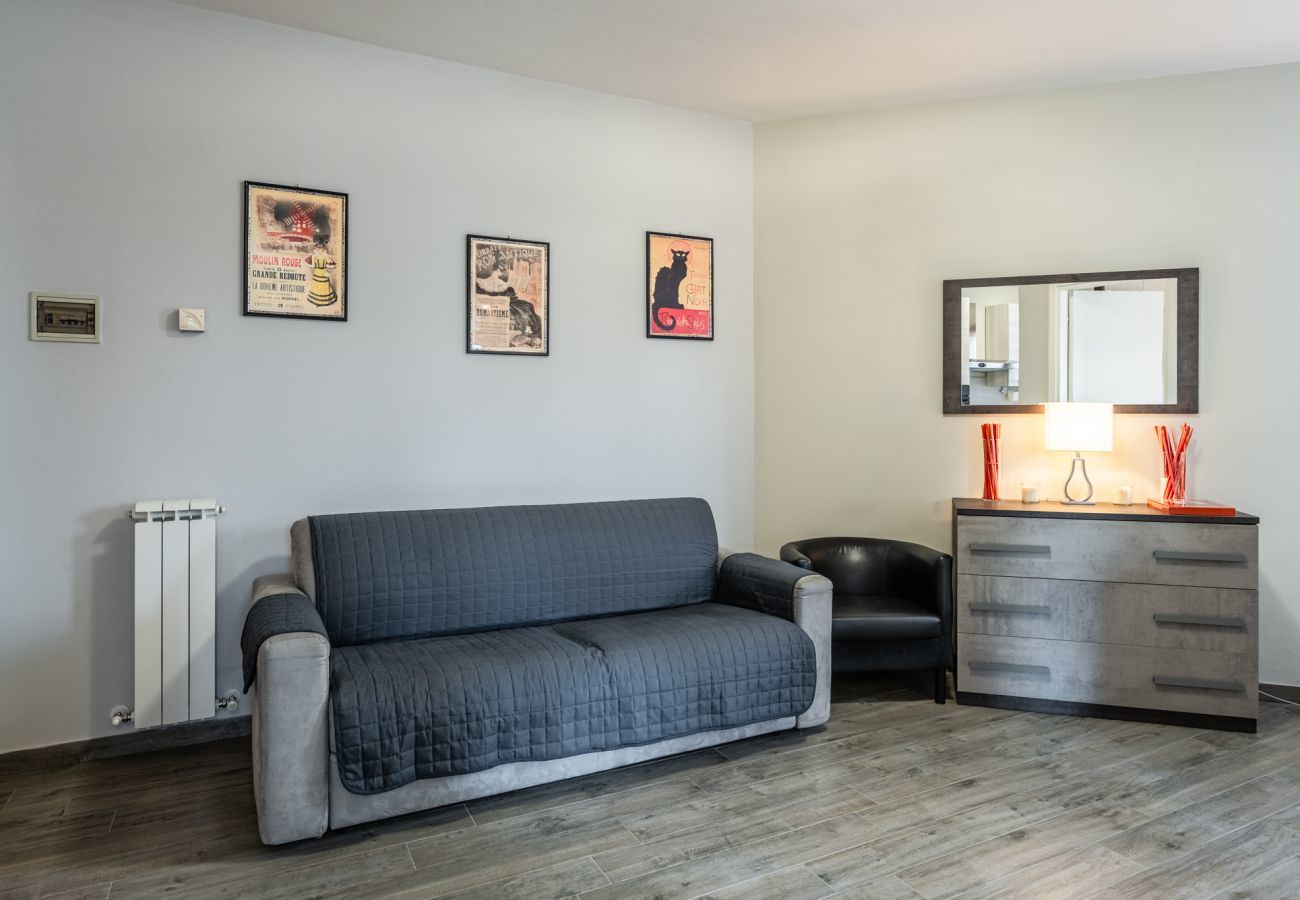 Appartamento a Lucca - San Concordio Grey - Affitti Brevi Italia - Appartamento a Lucca - San Concordio Grey - Affitti Brevi Italia -