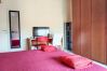 Rent by room in Modena - Bignardi - Camera Rossa Rent by room in Modena - Bignardi - Camera Rossa