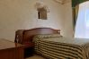 Rent by room in Monte Sant´Angelo - Dimora Arco 2 - Affitti Brevi Italia
