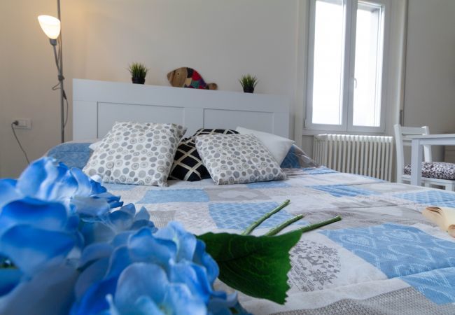 Studio in Lecco - Casetta di Elie - Affitti Brevi Italia Studio in Lecco - Casetta di Elie - Affitti Brevi Italia