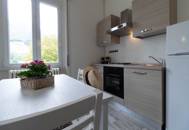 Studio in Lecco - Casetta di Elie - Affitti Brevi Italia Studio in Lecco - Casetta di Elie - Affitti Brevi Italia