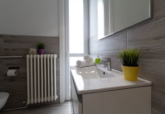 Studio in Lecco - Casetta di Elie - Affitti Brevi Italia Studio in Lecco - Casetta di Elie - Affitti Brevi Italia