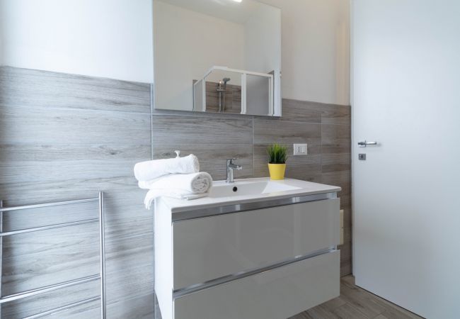 Studio in Lecco - Casetta di Elie - Affitti Brevi Italia Studio in Lecco - Casetta di Elie - Affitti Brevi Italia