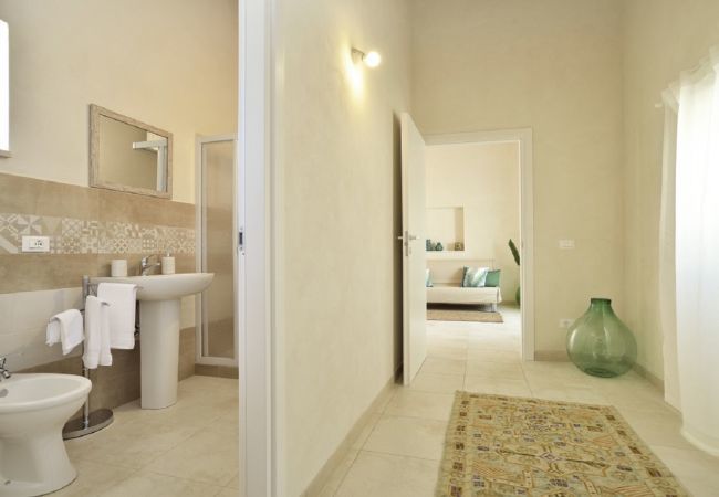 Villa in Noto - CASA DEI LIMONI CON PISCINA VERDE Villa in Noto - CASA DEI LIMONI CON PISCINA VERDE