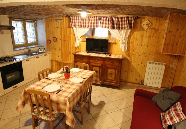 Apartment in Brusson - Brusson l'Ermellino - Aosta1 - Affitti Brevi Itali Apartment in Brusson - Brusson l'Ermellino - Aosta1 - Affitti Brevi Itali