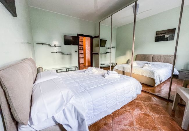 Bedroom MYHOUSE INN LINGOTTO - Solo Affitti Brevi Apartment in Turin - MYHOUSE INN LINGOTTO - Affitti Brevi Italia