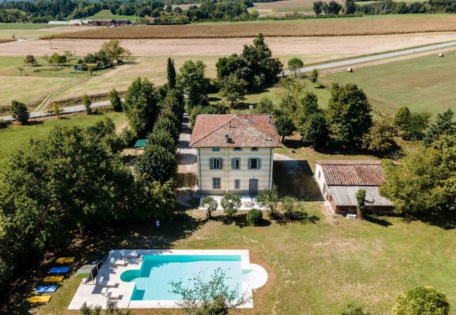 Villa in Scarperia - Villa Liberty Mugello - Affitti Brevi Italia Villa in Scarperia - Villa Liberty Mugello - Affitti Brevi Italia