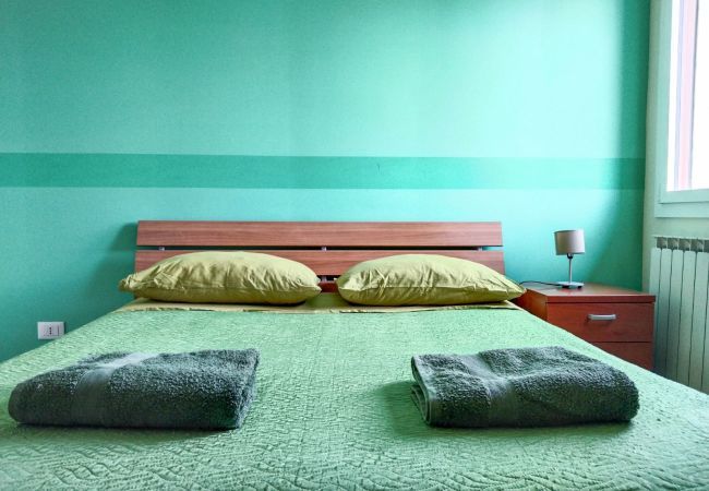 Rent by room in Modena - Bignardi - Camera Verde Rent by room in Modena - Bignardi - Camera Verde