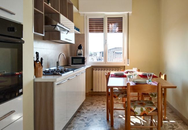Rent by room in Modena - Bignardi - Camera Verde Rent by room in Modena - Bignardi - Camera Verde