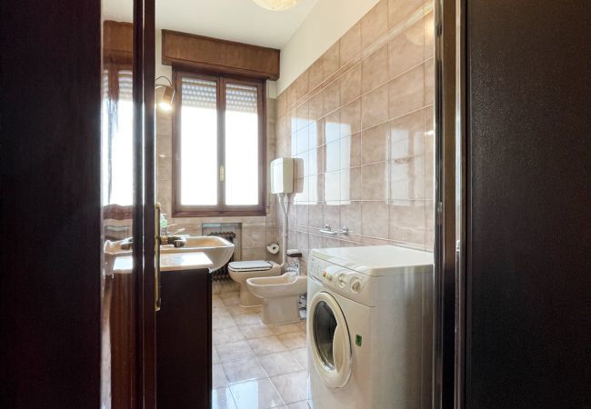Rent by room in Modena - Camera Gramsci 3 Rent by room in Modena - Camera Gramsci 3