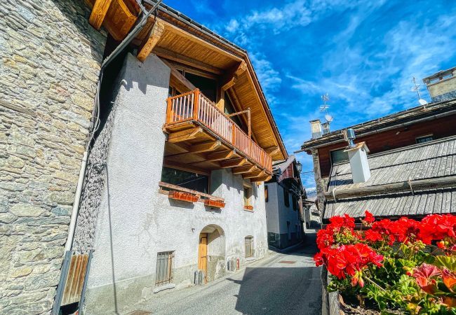 Apartment in Bardonecchia - Appartamento Melezet 80 - Affitti Brevi Italia
