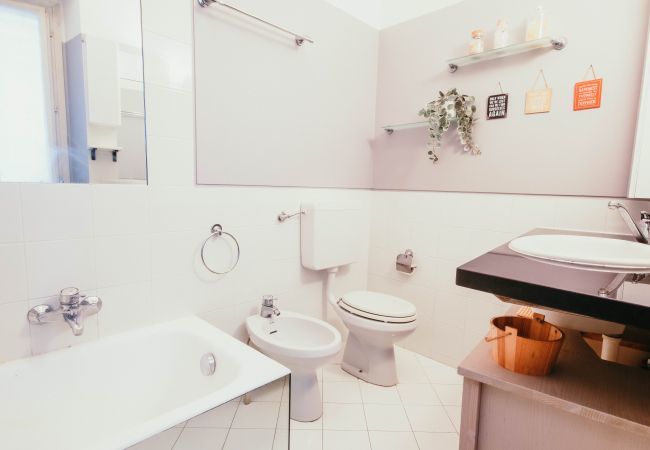 Apartment in Varese - Appartamento Flaminia - Affitti Brevi Italia Apartment in Varese - Appartamento Flaminia - Affitti Brevi Italia