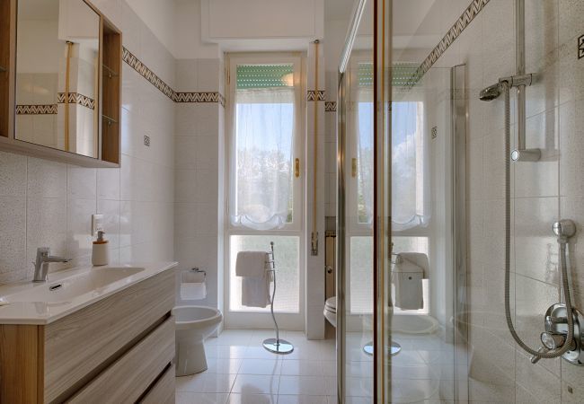 Apartment in Camaiore - A casa di Arianna - Affitti Brevi Italia Apartment in Camaiore - A casa di Arianna - Affitti Brevi Italia