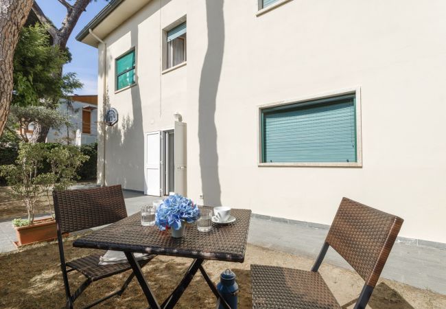 Apartment in Camaiore - Casina ai pini - Affitti Brevi Italia Apartment in Camaiore - Casina ai pini - Affitti Brevi Italia