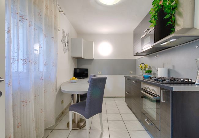 Apartment in Camaiore - Casina ai pini - Affitti Brevi Italia Apartment in Camaiore - Casina ai pini - Affitti Brevi Italia