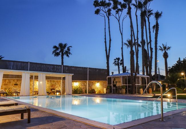 Villa in Ispica - VILLA ERIKA con piscina privata