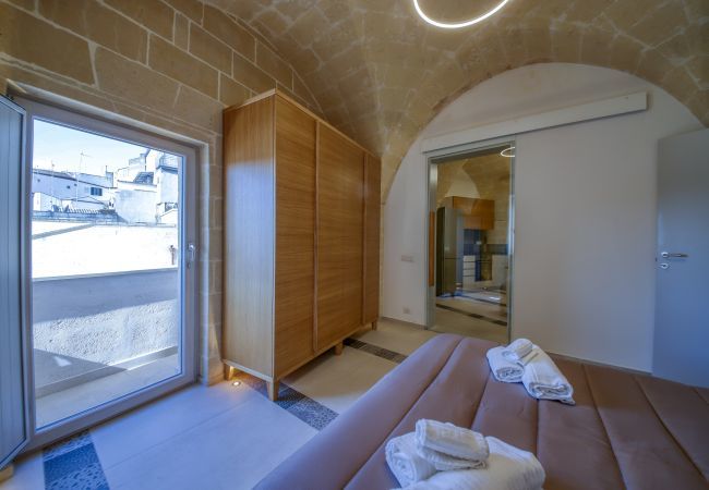 bedroom Palazzo Fondo Vico 2   Affitti Brevi Italia Apartment in Gravina in Puglia - Palazzo Fondo Vico 2 - Affitti Brevi Italia