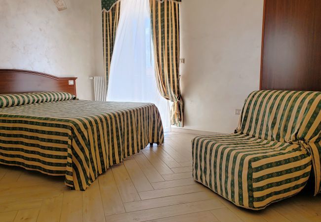 Rent by room in Monte Sant´Angelo - Dimora Arco 1- Affitti Brevi Italia Rent by room in Monte Sant´Angelo - Dimora Arco 1- Affitti Brevi Italia