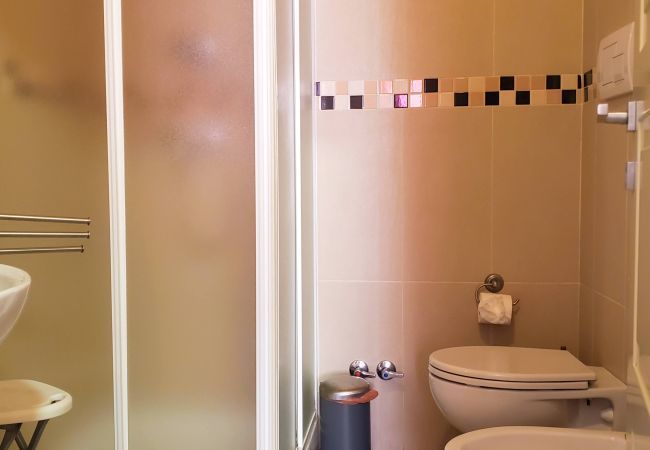 Rent by room in Monte Sant´Angelo - Room San Raffaele - Affitti Brevi Italia Rent by room in Monte Sant´Angelo - Room San Raffaele - Affitti Brevi Italia