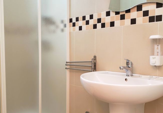 Rent by room in Monte Sant´Angelo - Room San Gabriele - Affitti Brevi Italia Rent by room in Monte Sant´Angelo - Room San Gabriele - Affitti Brevi Italia