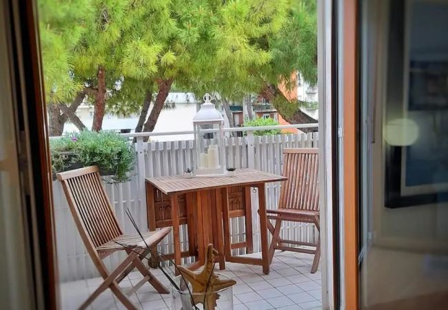 Apartment in Lignano Sabbiadoro - Appartamento Gold Design - Affitti Brevi Italia