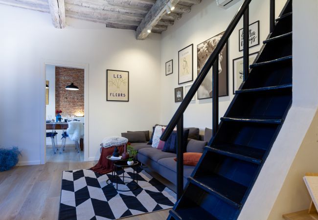 Apartment in Lucca - La Finestra di Puccini - Affitti Brevi Italia Apartment in Lucca - La Finestra di Puccini - Affitti Brevi Italia