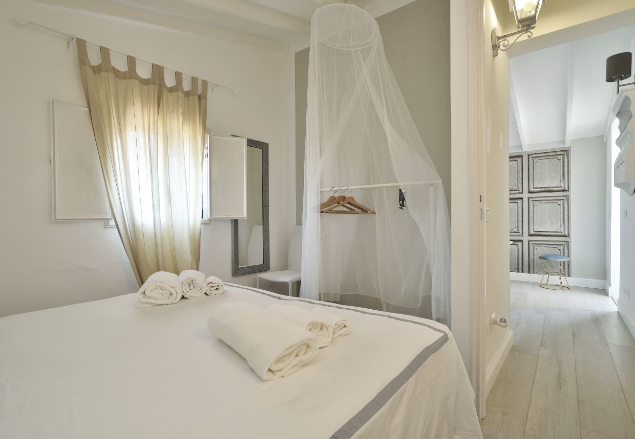 bedroom ROMANTIC HOUSE PORTO ULISSE Solo Affitti Brevi  House in Ispica - ROMANTIC HOUSE PORTO ULISSE - Affitti Brevi Italia