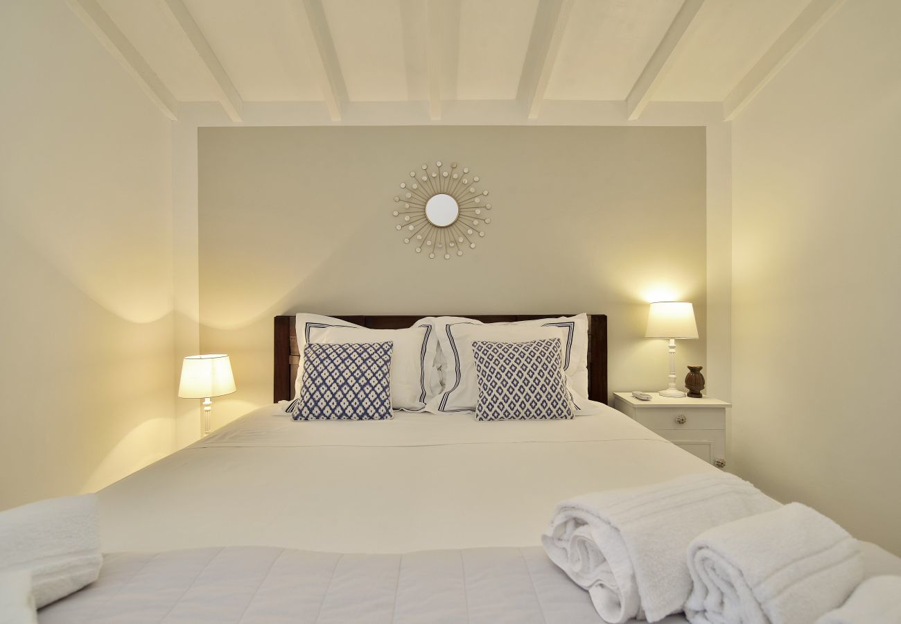 bedroom ROMANTIC HOUSE PORTO ULISSE Solo Affitti Brevi  House in Ispica - ROMANTIC HOUSE PORTO ULISSE - Affitti Brevi Italia