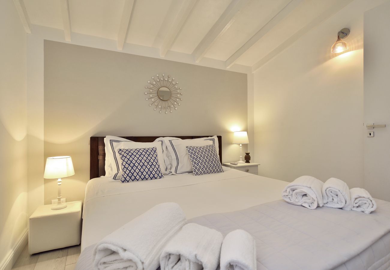 bedroom ROMANTIC HOUSE PORTO ULISSE Solo Affitti Brevi  House in Ispica - ROMANTIC HOUSE PORTO ULISSE - Affitti Brevi Italia