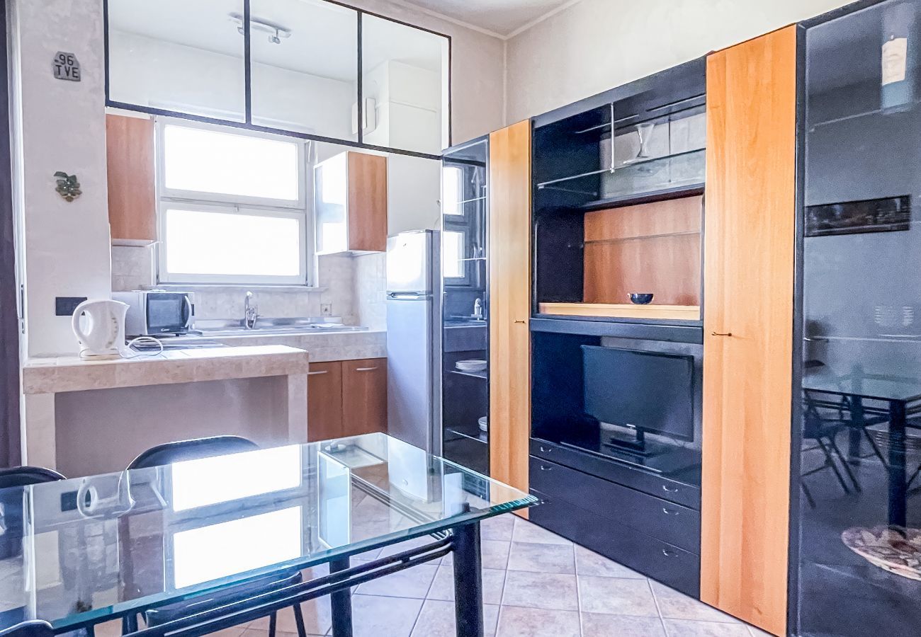 Dining-room - MYHOUSE INN LINGOTTO - Solo Affitti Brevi Apartment in Turin - MYHOUSE INN LINGOTTO - Affitti Brevi Italia