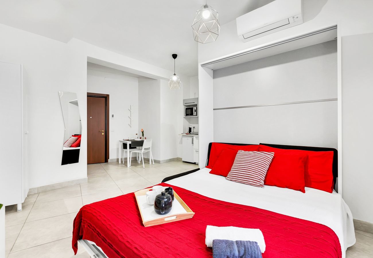 Bedroom Apartment Sempione2 - Affitti Brevi Italia Apartment in Milan - Appartamento Sempione 2 - Affitti Brevi Italia