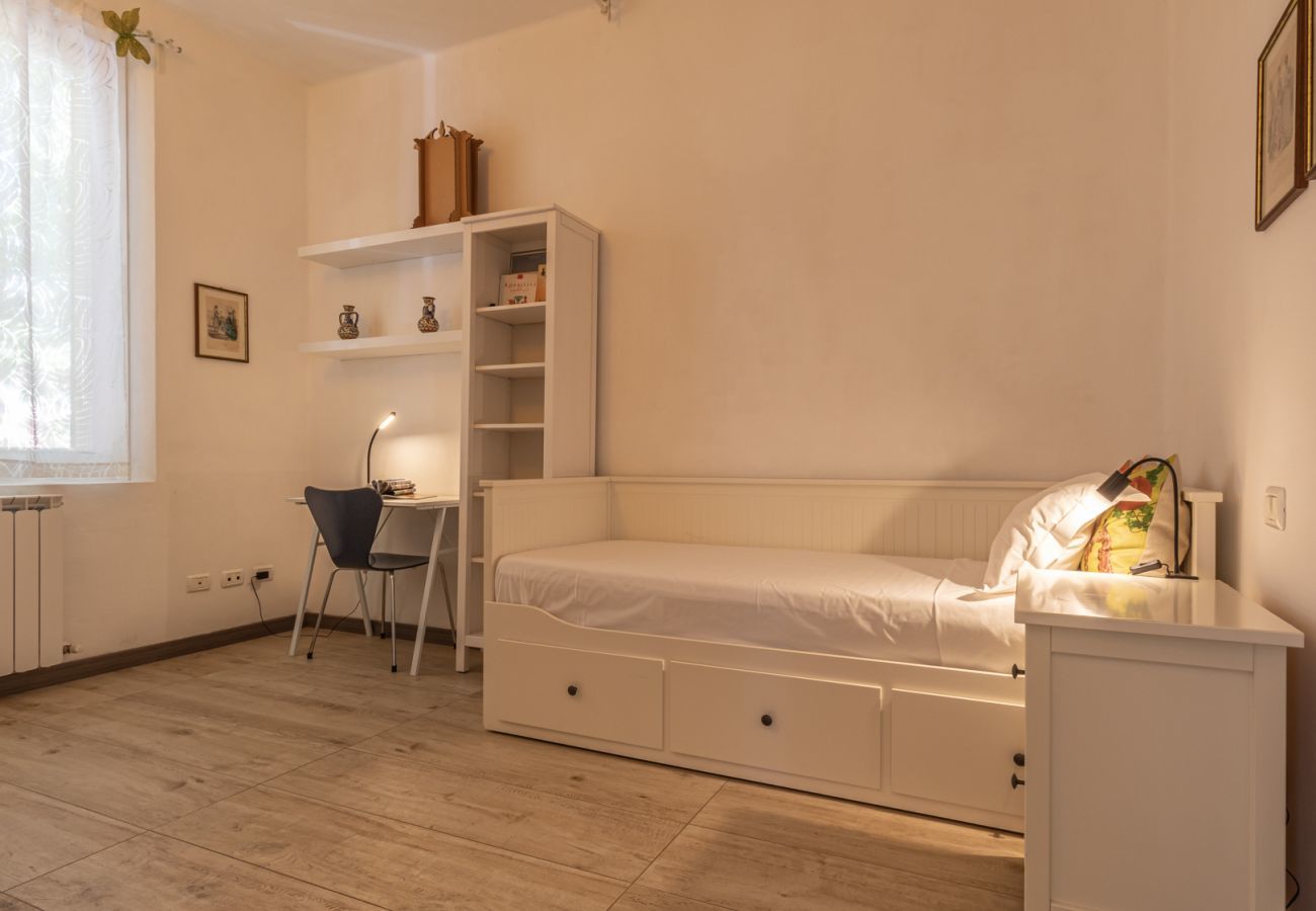 single bedroom single bedroom