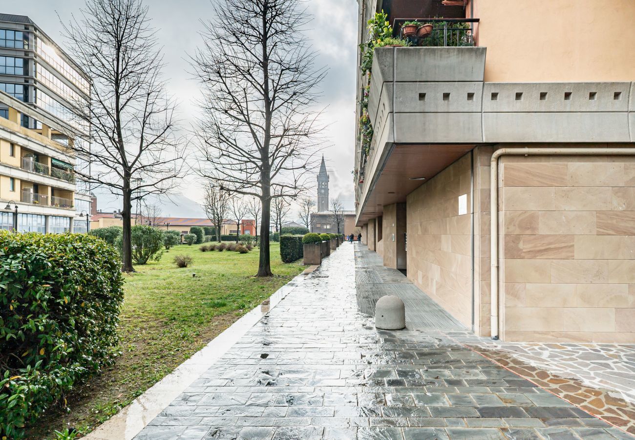 welcoming and well-kept garden very spacious garden