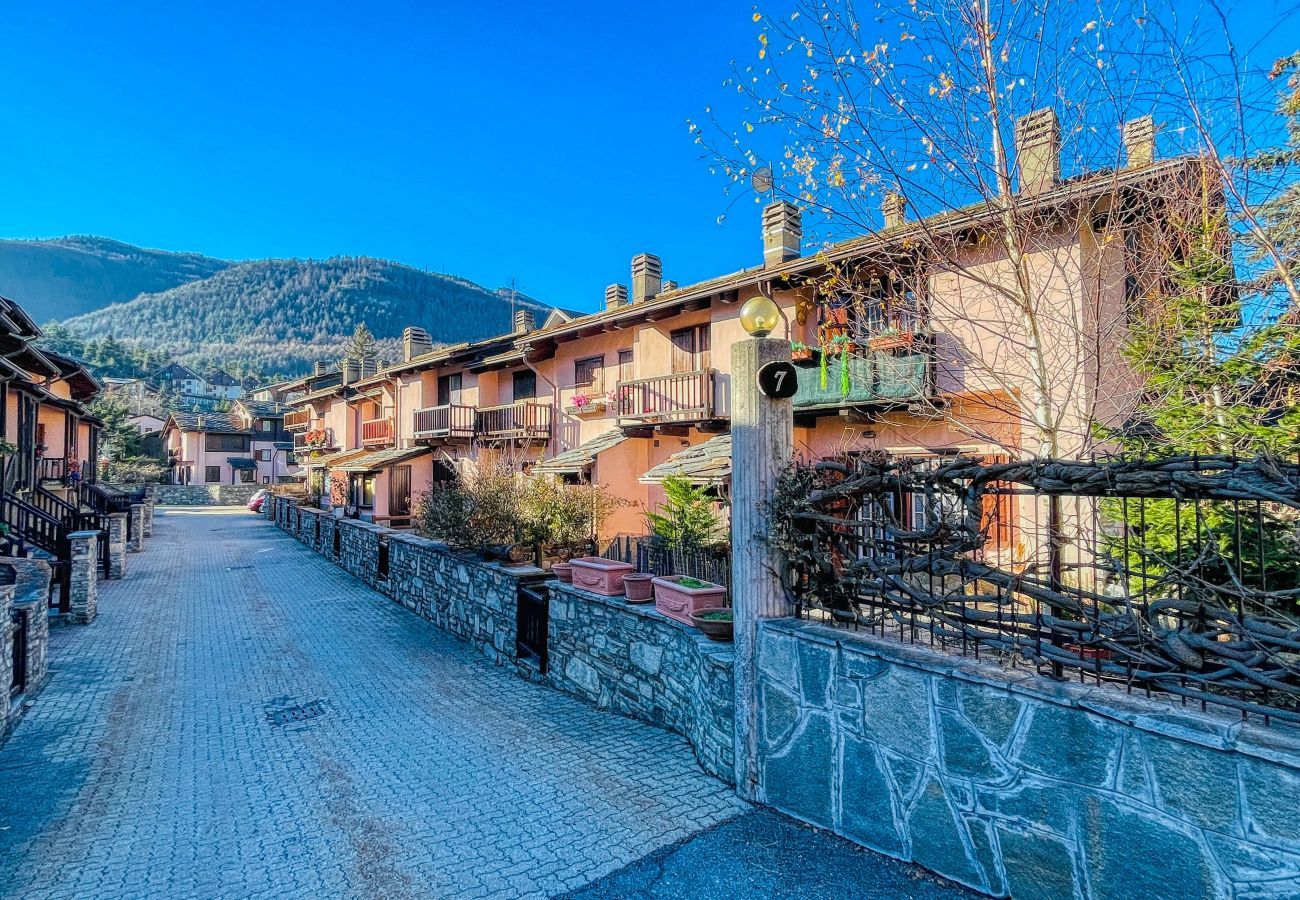 Apartment in Oulx - Appartamento Edelweiss - Affitti Brevi Italia Apartment in Oulx - Appartamento Edelweiss - Affitti Brevi Italia